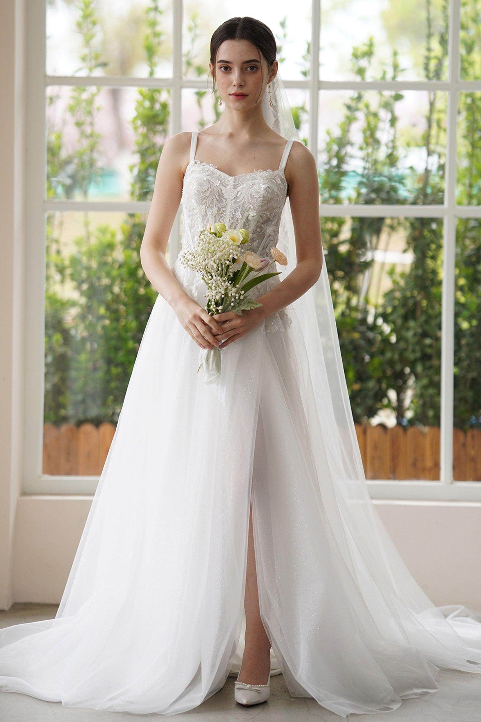 A-Line Sweep-Brush Train Lace Tulle Wedding Dress CW3308 - COCOMELODY